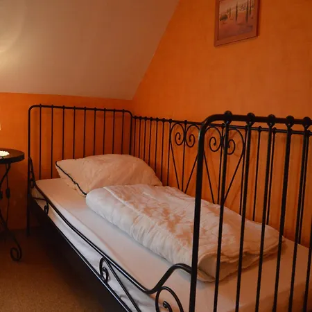 Vakantiehuis Comfortable Holiday Near Vineyards In