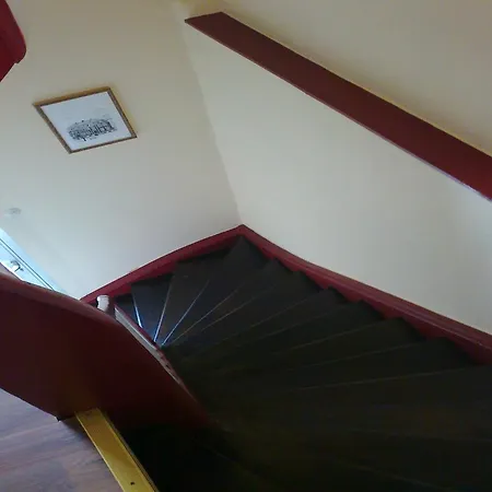 Comfortable Holiday Near Vineyards In Bremm