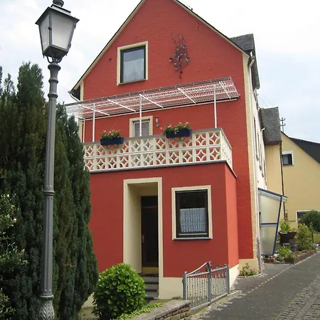 Vakantiehuis Comfortable Holiday Near Vineyards In *