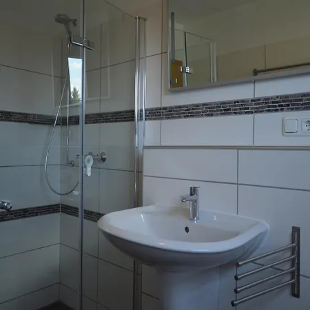Vakantiehuis Comfortable Holiday Near Vineyards In