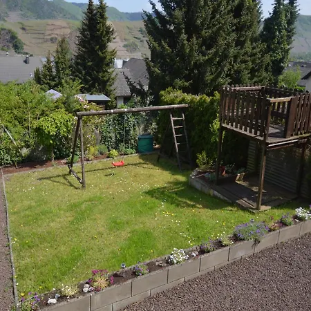 Comfortable Holiday Near Vineyards In Vakantiehuis